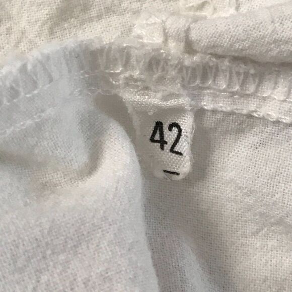 Vintage Y2K White Two Piece Windbreaker Jacket and Shorts / Size: Small - Picture 8 of 13